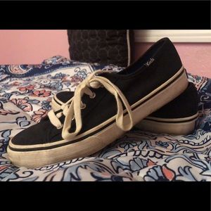 Women’s Black Keds